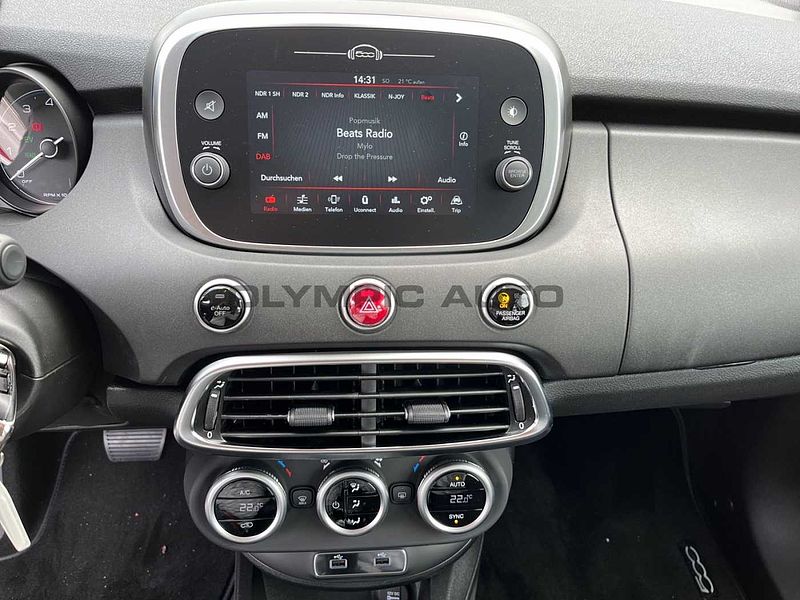 Fiat 500X 1.5 Hybrid KAMERA KLIMA-AT CARPLAY NEBEL BT